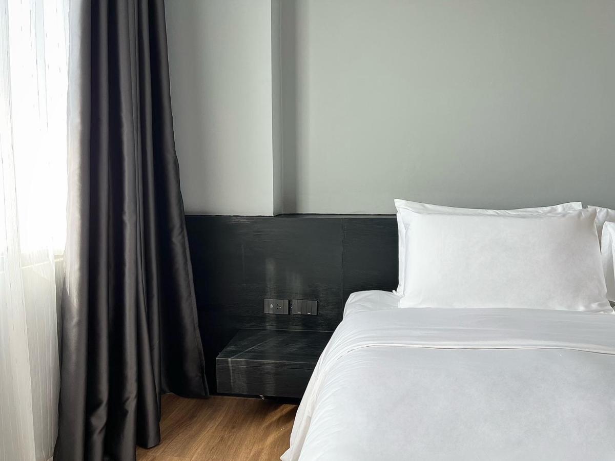 Bb Hotel Саваннакхет Экстерьер фото